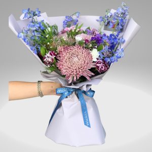 Anastasia Delphinium Buket