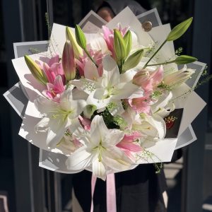Anasayfa 10 Veronas Bella Lily Buket